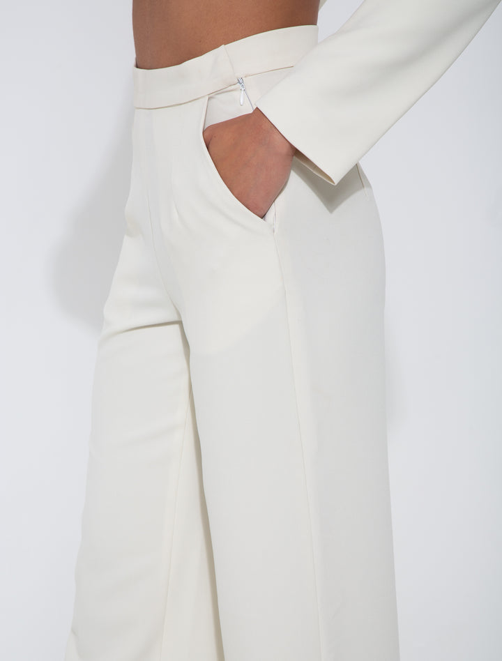 Hassana- High Rise Straight Leg Luxurious Crepe Trouser In Off White